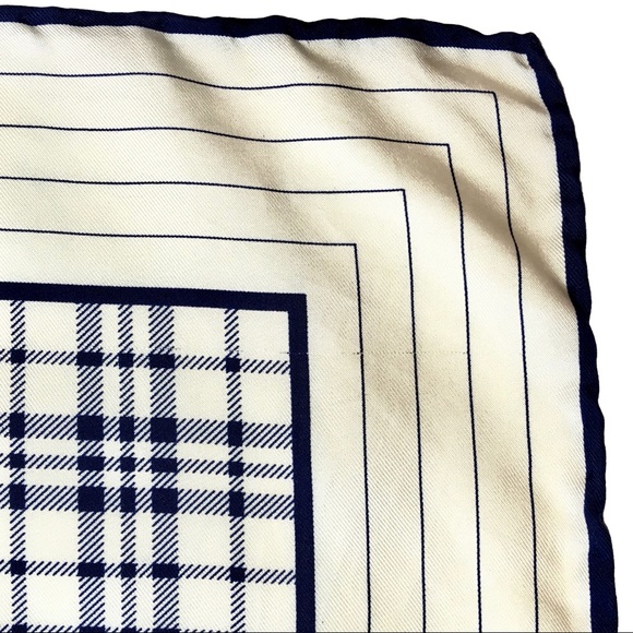 Alcott & Andrews Silk Scarf | 33.5” | 85 cm - Picture 6 of 8